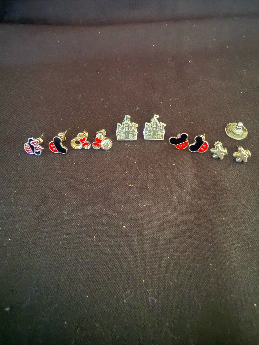5 pairs of Disney theme stud earrings